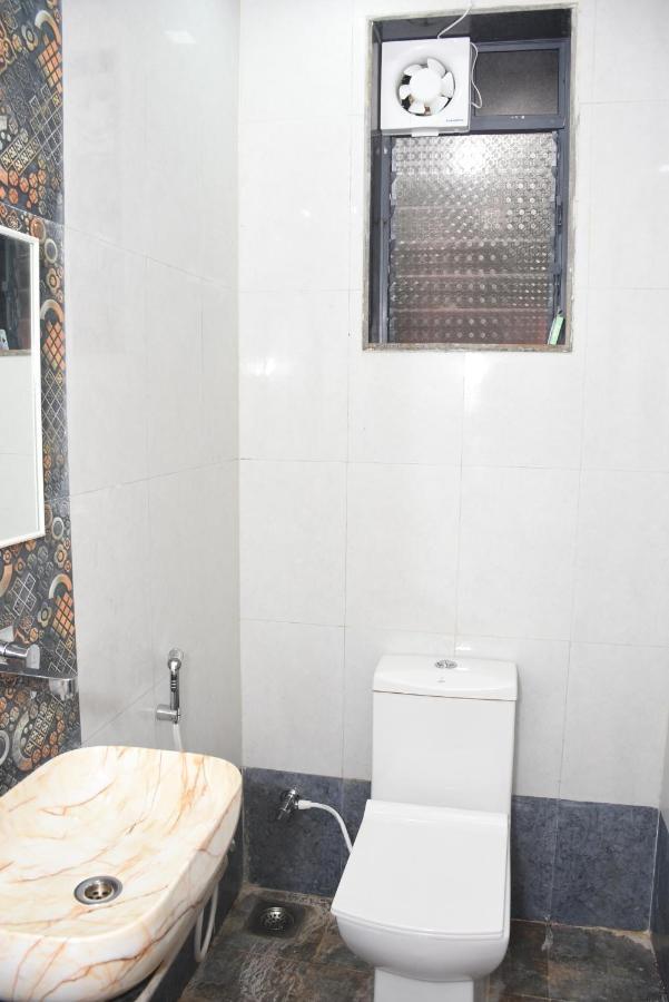 Amee'S Retreat Hotel Diveagar Ngoại thất bức ảnh