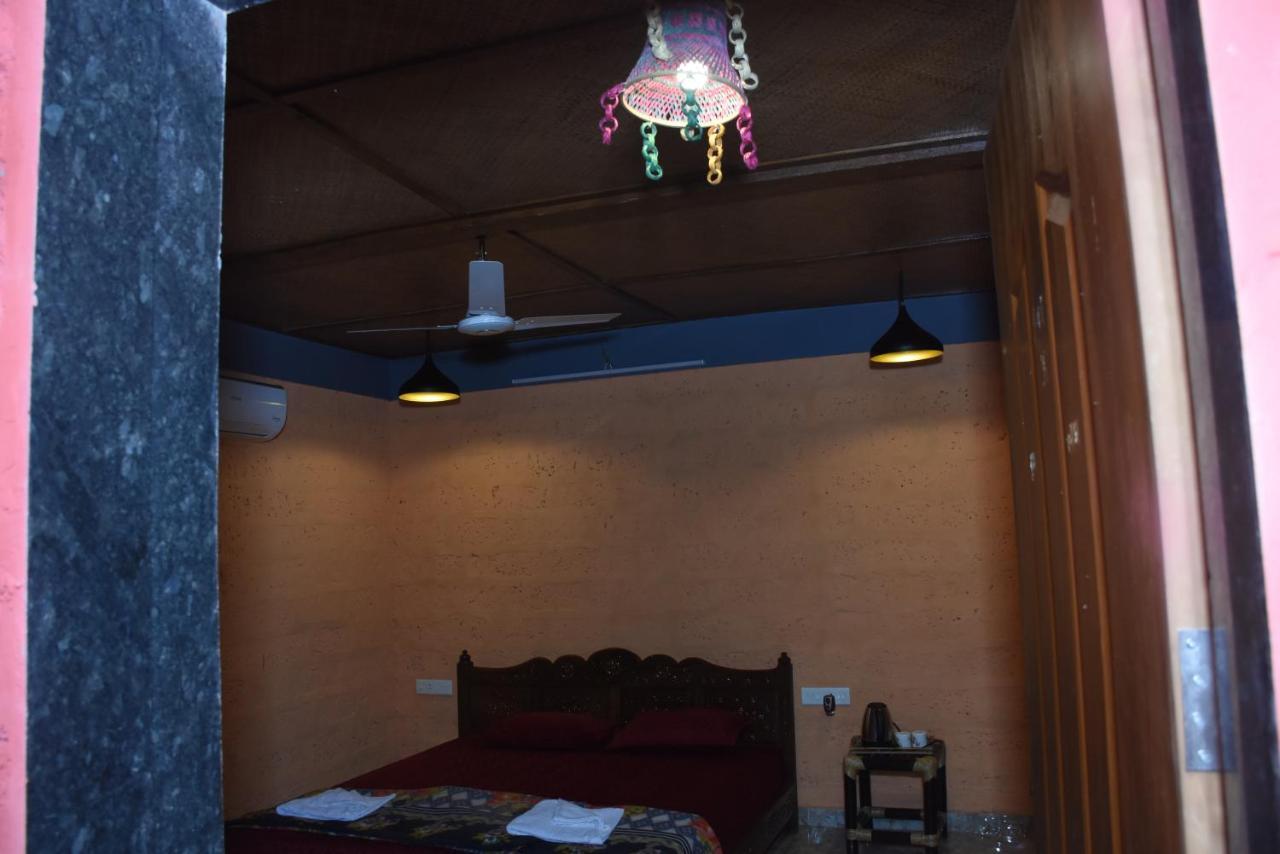 Amee'S Retreat Hotel Diveagar Ngoại thất bức ảnh