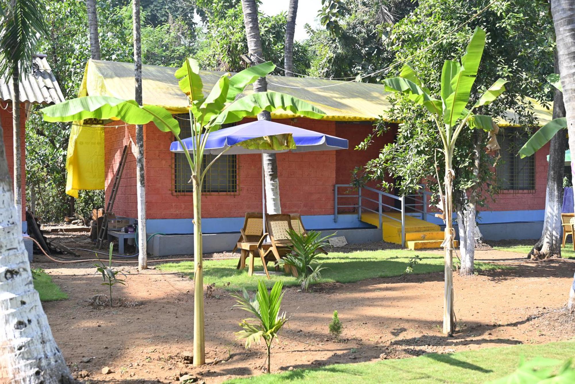 Amee'S Retreat Hotel Diveagar Ngoại thất bức ảnh