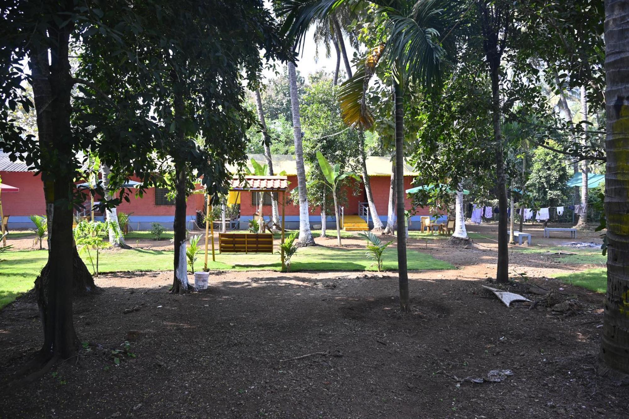 Amee'S Retreat Hotel Diveagar Ngoại thất bức ảnh