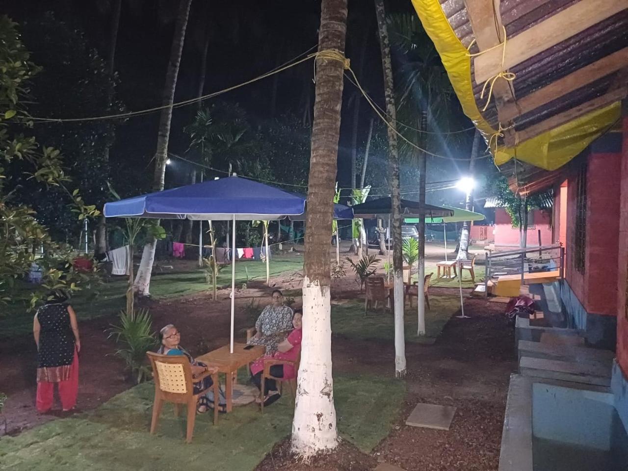Amee'S Retreat Hotel Diveagar Ngoại thất bức ảnh